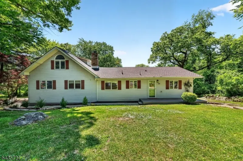24 Skytop Rd, Wantage, NJ 07853 - #3