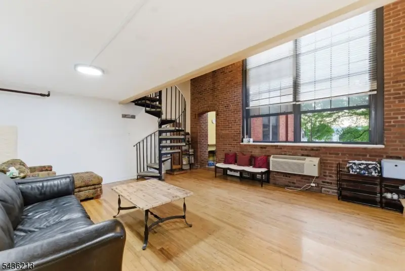 366-382 Trenton Ave #2F, Paterson, NJ 07503 - #2