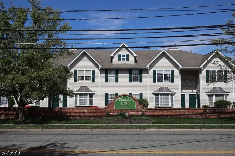 34 Chanda Ct #34, Clifton, NJ 07012 - #1