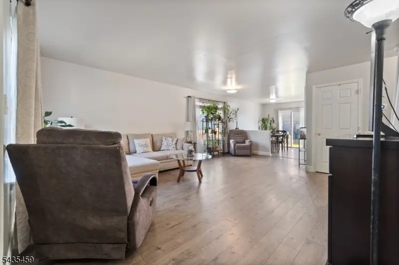 551 15th Ave, Newark, NJ 07103 - #3