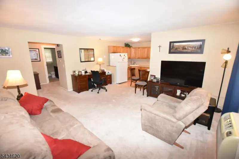 199 North Beverwyck Rd. A-3 #3, Lake Hiawatha, NJ 07034 - #3
