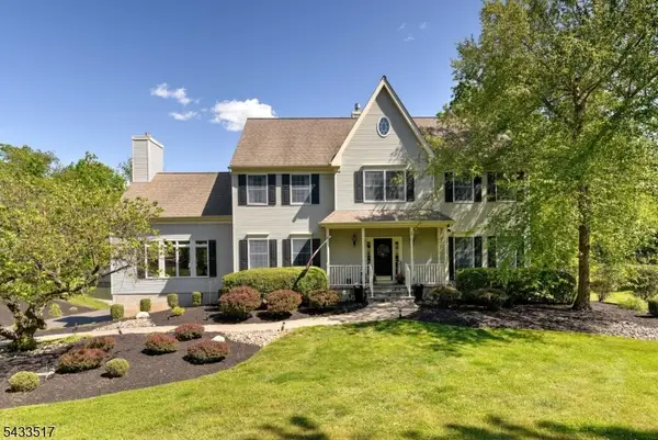 302 Kelly Dr, Branchburg Twp., NJ 08853