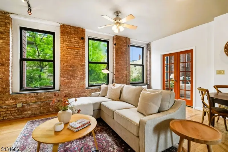 54-60 Mcwhorter St #207, Newark, NJ 07105 - #1