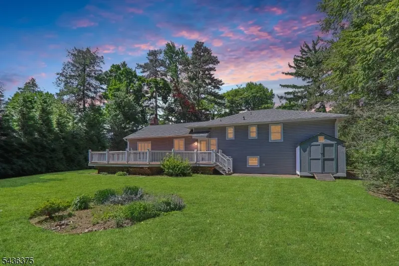 785 Lamberts Mill Rd, Westfield, NJ 07090 - #2