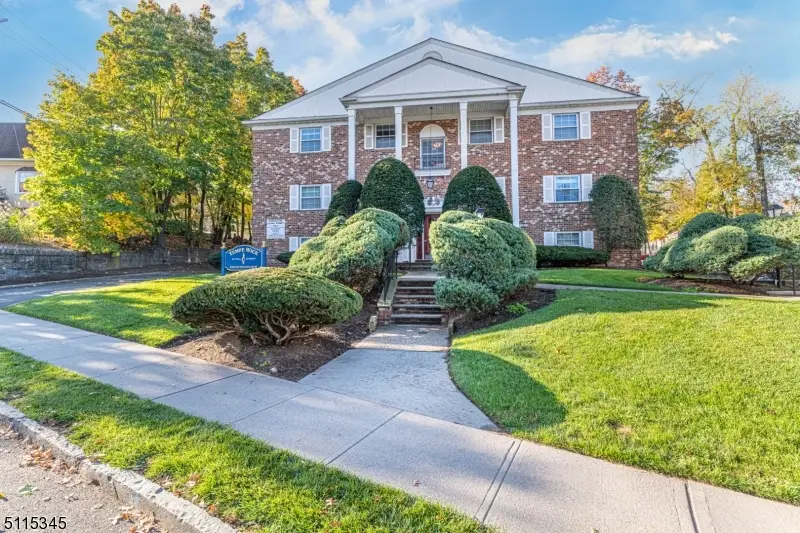 37 Hill St #A2, Morristown, NJ 07960 - #1