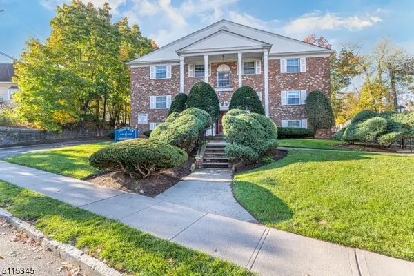 37 Hill St #2, Morristown Town, NJ 07960