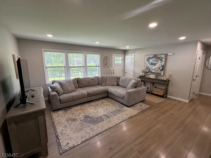 68 Dupont Ave, Hopatcong, NJ 07843 - #2