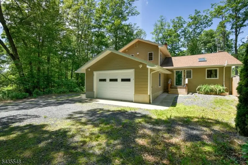 11 Mt Crest Rd, Oak Ridge, NJ 07438 - #1
