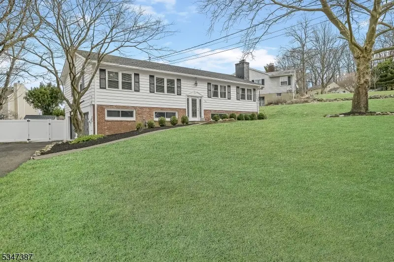 104 Summit Rd, Lake Mohawk, NJ 07871 - #2
