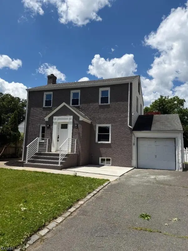 910 Roanoke Ave, Hillside Twp., NJ 07205