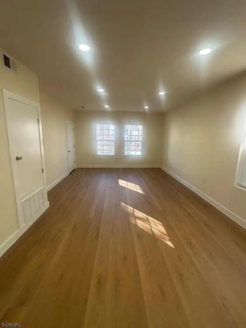 272 Schley St, Newark, NJ 07112 - #2