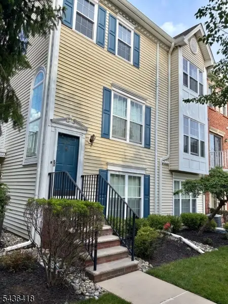 3207 French Dr #G, Bridgewater Twp., NJ 08807