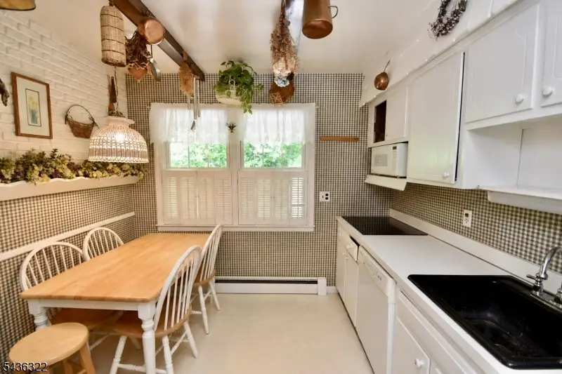 36 Paderewski Rd, Jefferson, NJ 07438 - #3