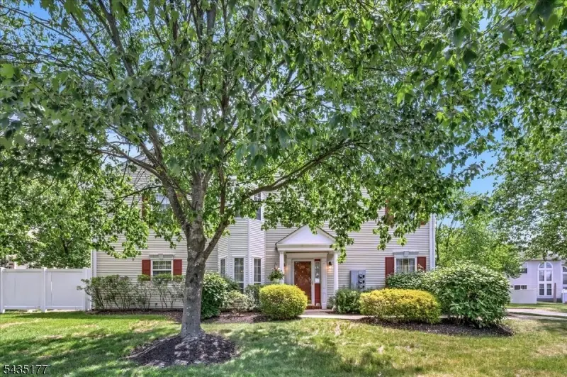 279 Janine Way, Bradley Gardens, NJ 08807 - #1
