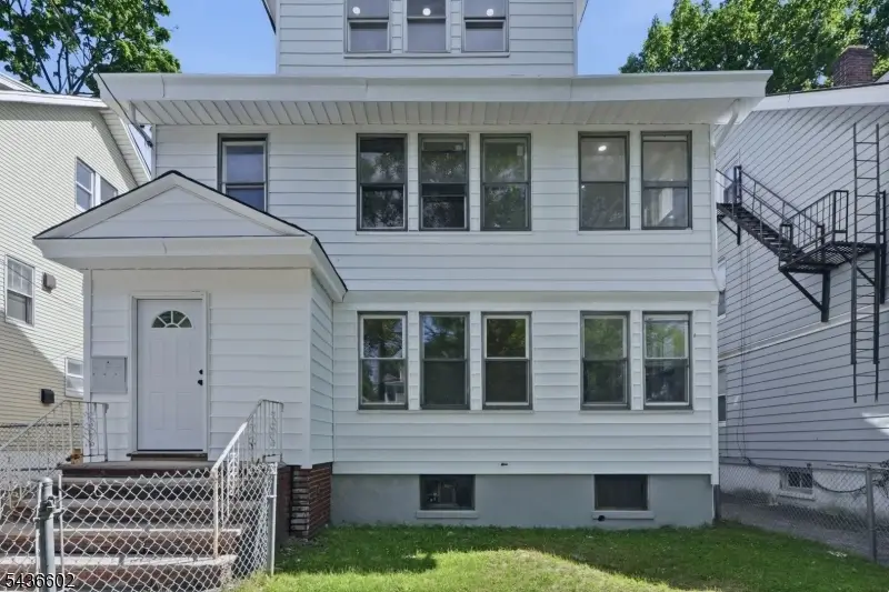203 Hansbury Ave, Newark, NJ 07112 - #2