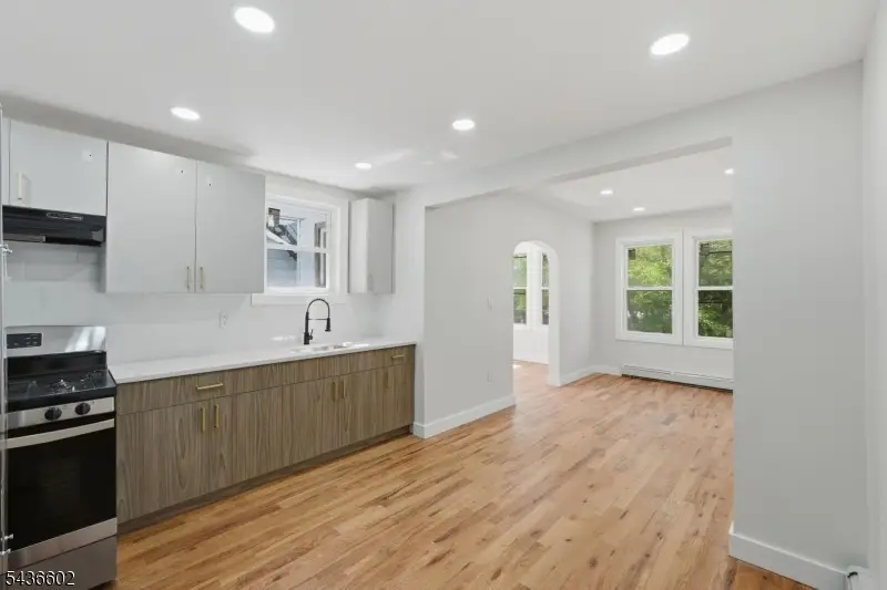 203 Hansbury Ave, Newark, NJ 07112 - #3