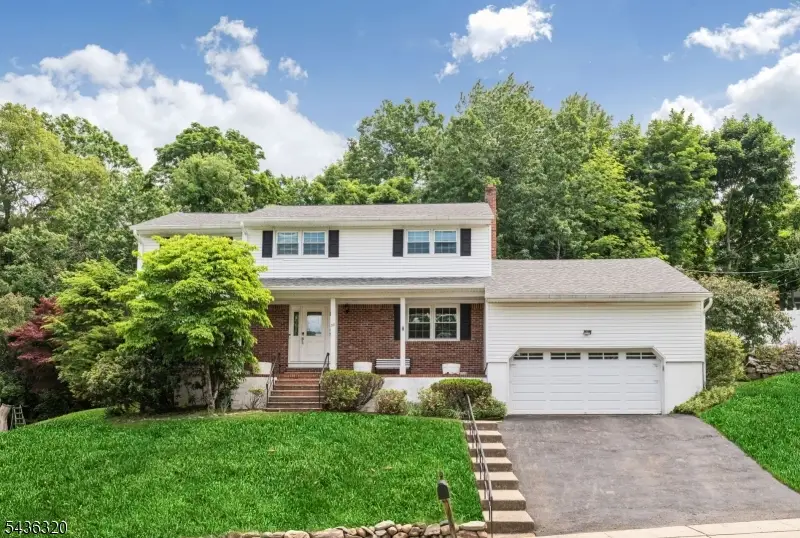 37 Wolfe Dr, Wanaque, NJ 07465 - #2