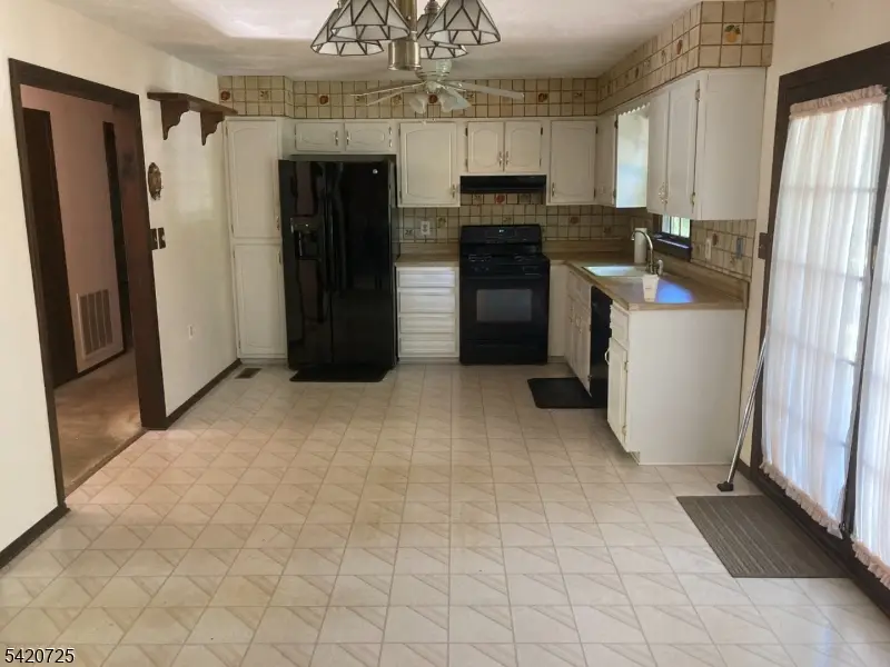 323 George Dye Rd, Hamilton, NJ 08691 - #3
