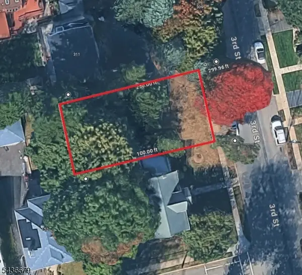 305 3rd Street, Clifton City, NJ 07011