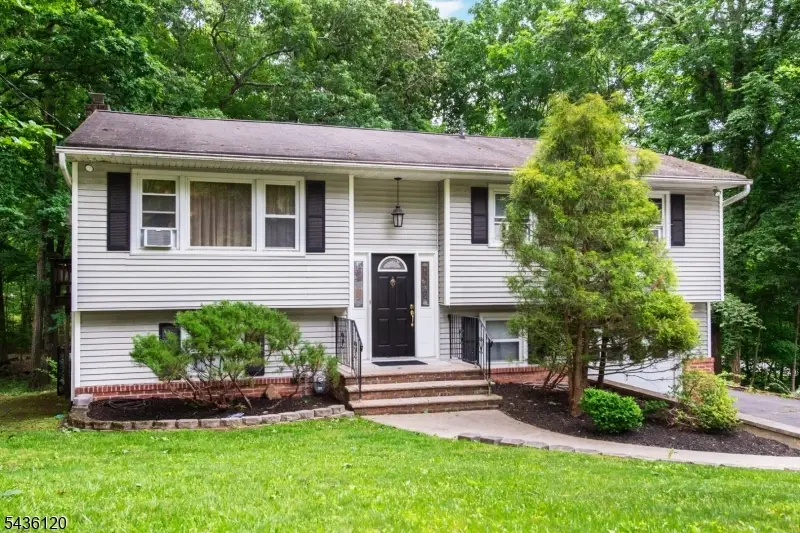 325 Conklintown Rd, Ringwood, NJ 07456 - #1