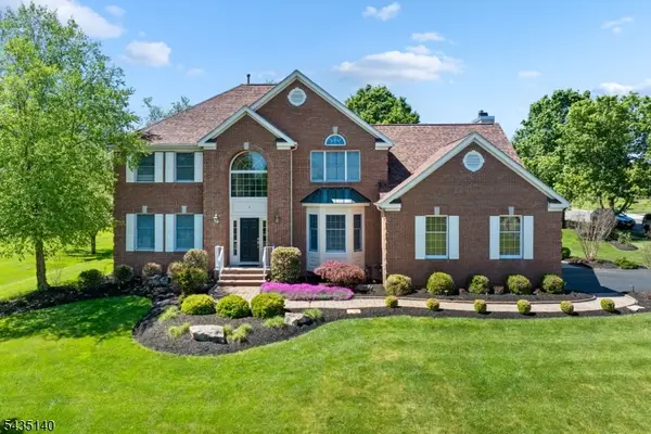 4 Hastings Rd, Montgomery Twp., NJ 08502