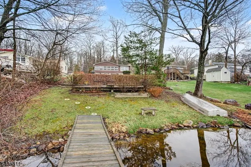 40 E Shore Dr, Crandon Lakes, NJ 07860 - #2