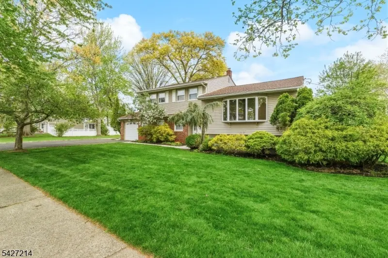 85 Redwood Rd, Springfield, NJ 07081 - #2