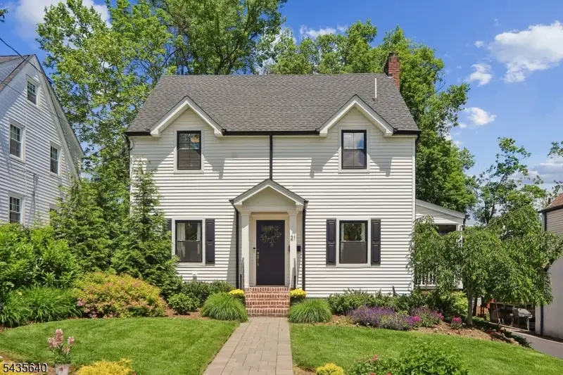 21 Evergreen Pl, Maplewood, NJ 07040 - #1