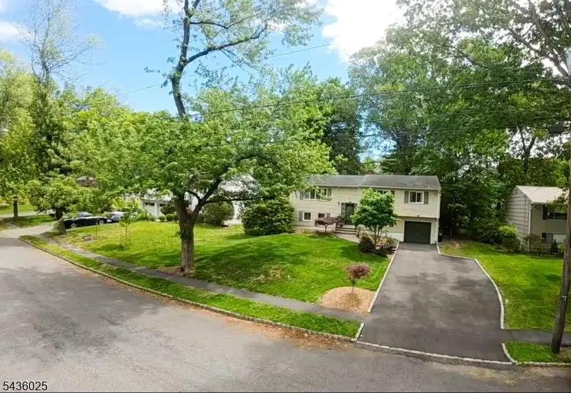 62 Trocha Ave, Livingston, NJ 07039 - #2