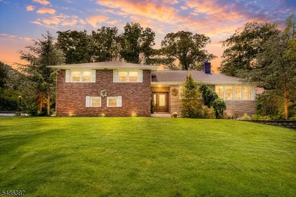 28 Pepper Rd, Montville Twp., NJ 07082