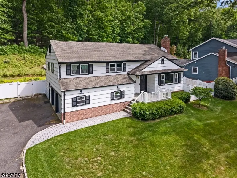 45 Molly Stark Dr, Morris, NJ 07960 - #1