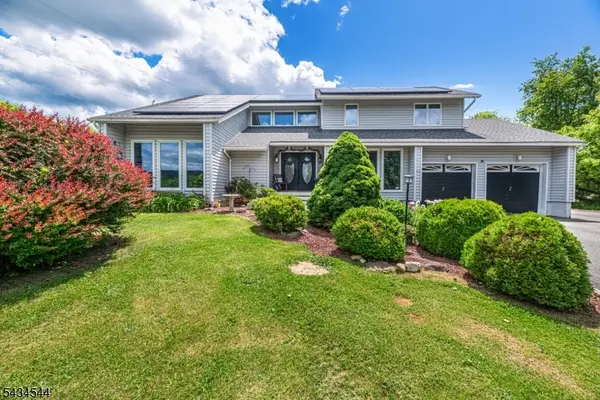 4 Campbell Dr, Hardyston Twp., NJ 07419