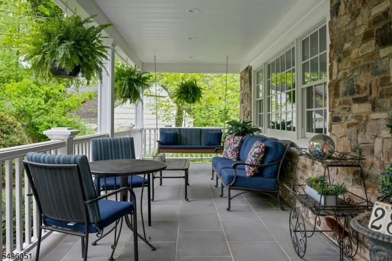 28 Club Ln, New Providence, NJ 07901 - #3
