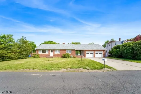 62 Willow Ave, Franklin Twp., NJ 08873