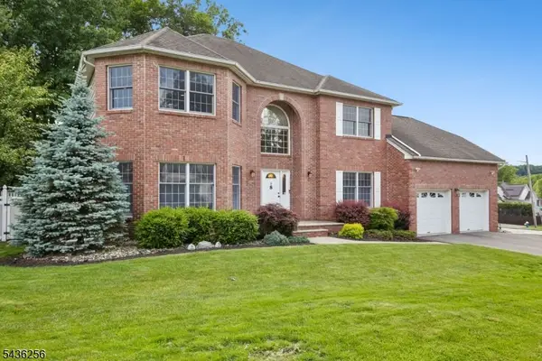 8 Harper St, West Orange Twp., NJ 07052