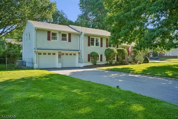 2 Knapp Ave, Florham Park Boro, NJ 07932