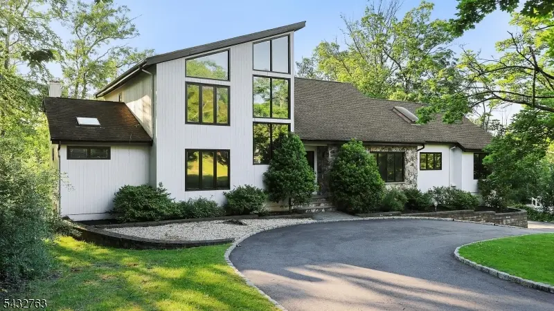 17 Nottingham Way, Warren, NJ 07059 - #1