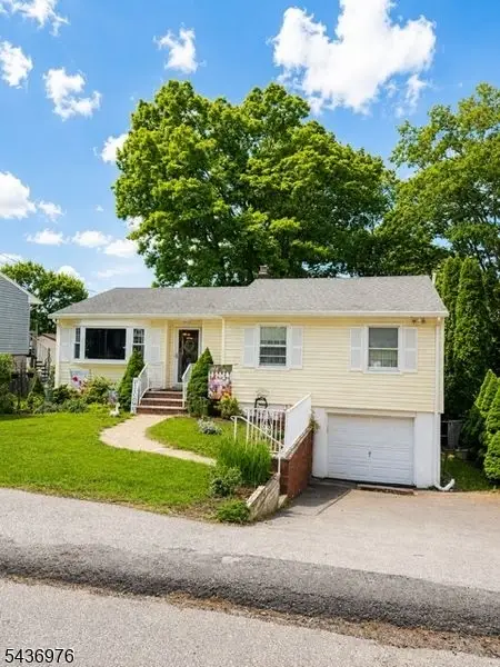 40 Dacotah Ave, Rockaway Twp., NJ 07866