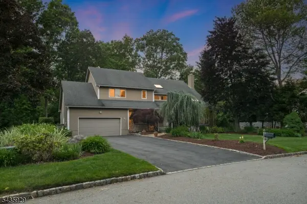 32 1st St, Florham Park Boro, NJ 07932