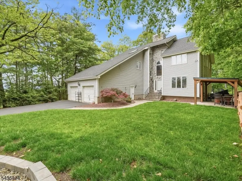 1079 Hoffman Rd, Bridgewater, NJ 08807 - #2