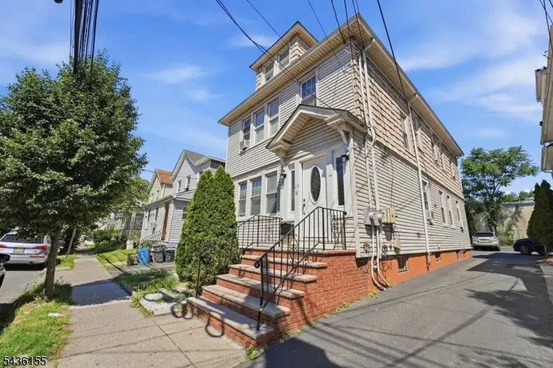 23 Orchard St, Elizabeth, NJ 07208 - #2