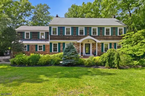 39 Meadowbrook Rd, Randolph Twp., NJ 07869