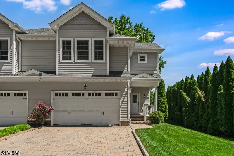 8 West Court, Westfield, NJ 07090 - #1