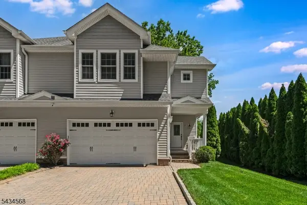 8 West Court, Westfield Town, NJ 07090