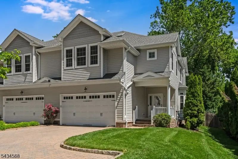 8 West Court, Westfield, NJ 07090 - #2