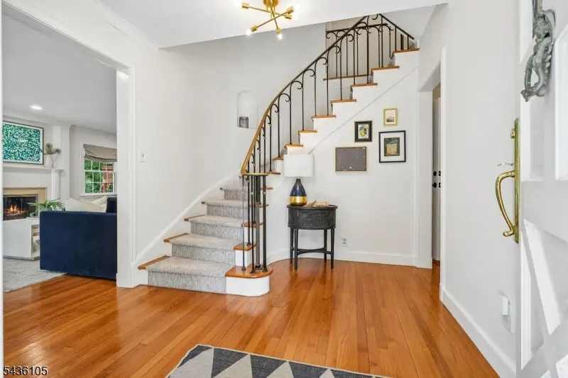 8 Cross Gates, Millburn, NJ 07078 - #2