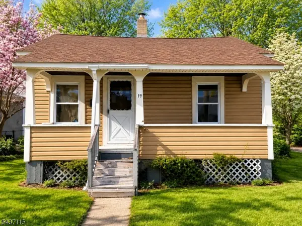 19 John Wilton St, Franklin Boro, NJ 07416