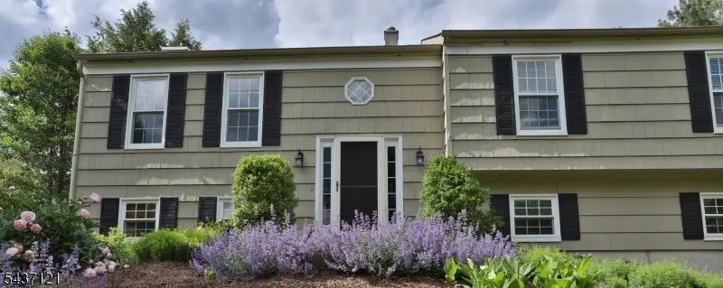 13 Raritan Dr, Califon, NJ 07830 - #2