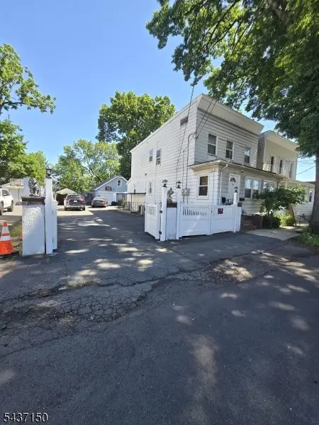 252 Pennsylvania Ave, Hillside Twp., NJ 07205