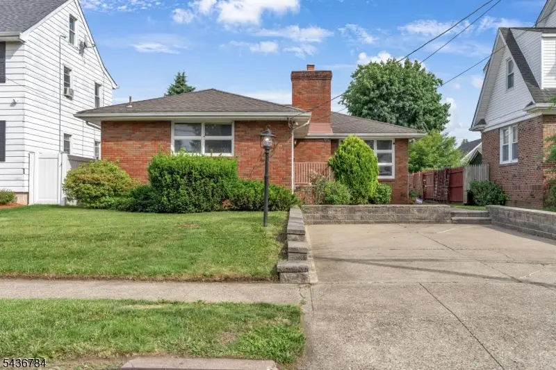 150 Crosby Ave, Paterson, NJ 07502 - #1